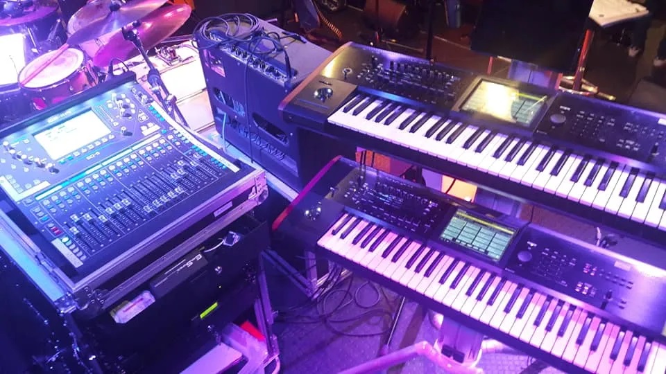 Claviers et console
