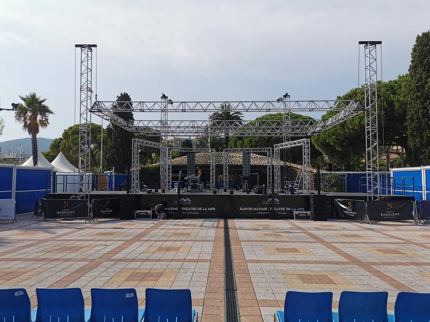 Montage au Théâtre de la Mer, Sainte-Maxime
